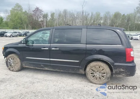 2015 Chrysler Town & Country Touring L z USA, uszkodzony, nr VIN 2C4RC1CG8FR521589